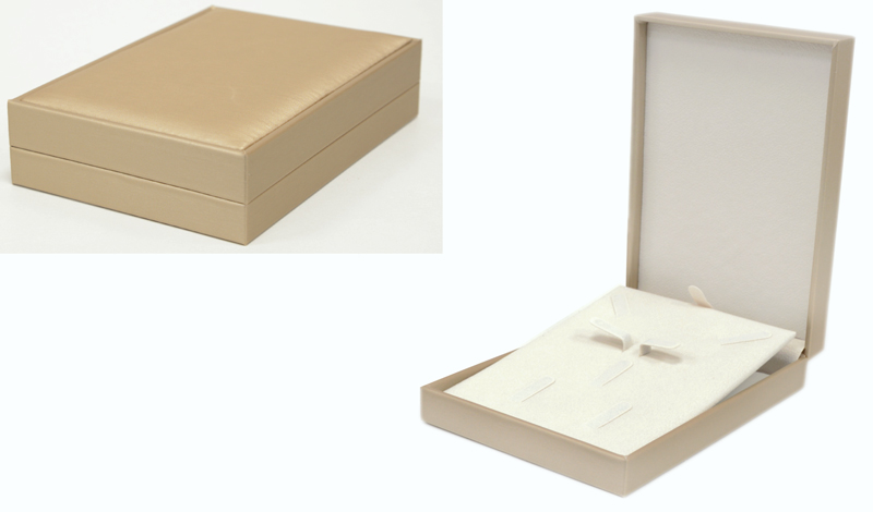 ΚΟΥΤΙ ΥΦΑΣΜΑΤΙΝΟ ΓΙΑ ΚΟΛΙΕ ΜΕ ΕΣΩΤΕΡΙΚΗ ΕΠΕΝΔΥΣΗ ΒΕΛΟΥΔΟ 11cm x 16cm x 4cm 0402200