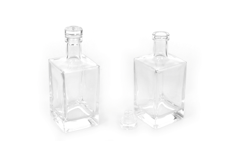 ΓΥΑΛΙΝΟ ΜΠΟΥΚΑΛΙ 500ml ΤΕΤΡΑΓΩΝΟ ΜΕ ΓΥΑΛΙΝΟ ΚΑΠΑΚΙ 0503425