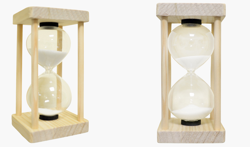 ΚΛΕΨΥΔΡΑ ΓΥΑΛΙΝΗ ΣΕ ΞΥΛΙΝΗ ΒΑΣΗ 8cm x 16cm 0503451