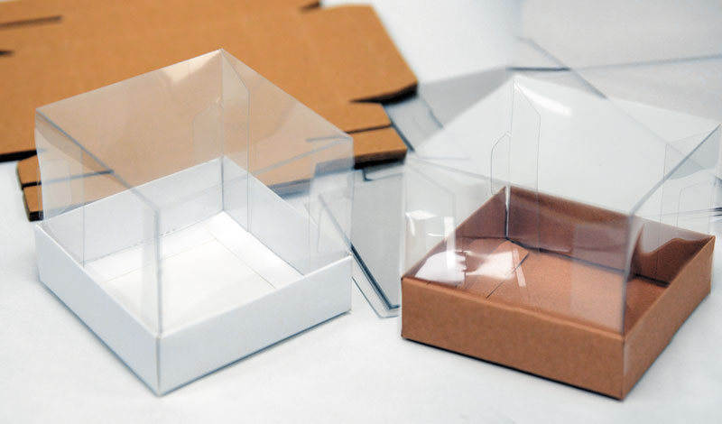 ΚΟΥΤΙ ΧΑΡΤΙΝΟ ΜΕ ΖΕΛΑΤΙΝΑ ΨΗΛΟ ΚΑΠΑΚΙ ΜΕΓΑΛΟ 11cm x 11cm x 8cm 0506252