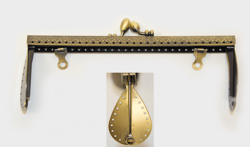 ΜΕΤΑΛΛΙΚΟ ΧΕΡΟΥΛΙ ΜΕ ΑΥΤΙΑ ΧΕΙΡΟΠΟΙΗΤΗΣ ΤΣΑΝΤΑΣ 19.5cm 0515074