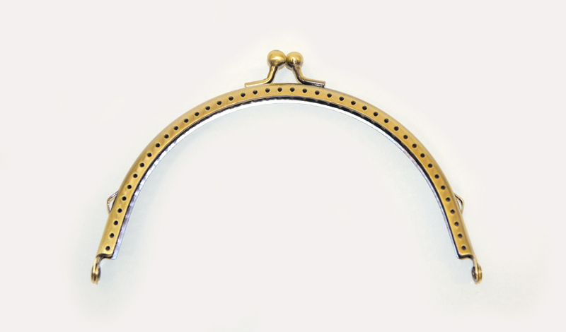 ΜΕΤΑΛΛΙΚΟ ΧΕΡΟΥΛΙ ΤΟΞΟΕΙΔΗ ΧΕΙΡΟΠΟΙΗΤΗΣ ΤΣΑΝΤΑΣ 15cm 0515077