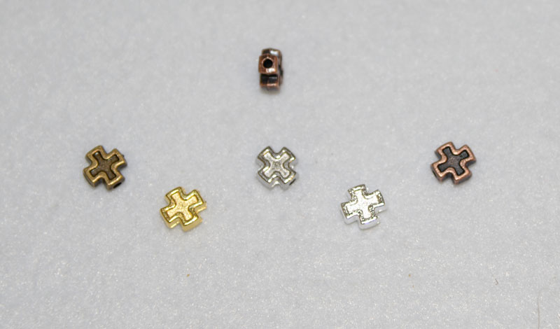 ΜΕΤΑΛΛΙΚΟ ΣΤΑΥΡΟΣ ΜΙΝΙ ΔΙΑΜΠΕΡΕΣ 7mm 0518023