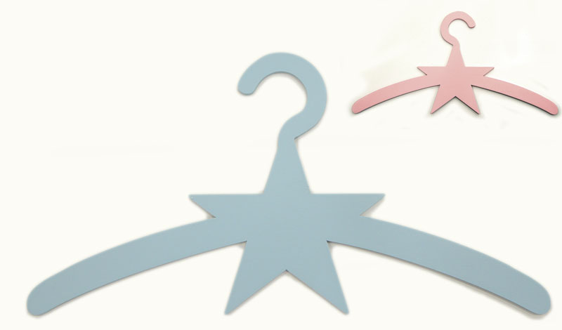 ΞΥΛΙΝΗ ΚΡΕΜΑΣΤΡΑ ΑΣΤΕΡΙ 30cm x 16cm 0519631