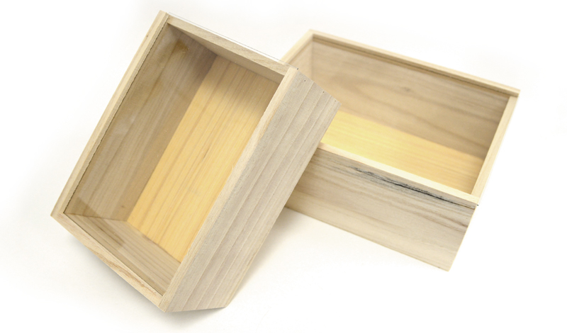 ΞΥΛΙΝΟ ΚΟΥΤΙ ΜΕ ΠΛΕΞΙΓΚΛΑΣ ΣΕΤ/2 23.5cm x 17.5cm HT22P-036 0519700