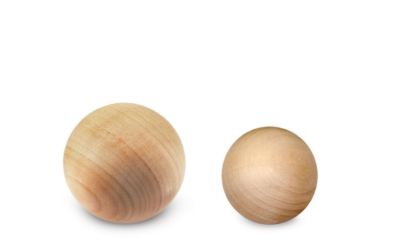 ΞΥΛΙΝΗ ΜΙΚΡΗ ΔΙΑΚΟΣΜΗΤΙΚΗ ΜΠΑΛΑ ΜΕ ΒΕΡΝΙΚΙ 6cm 0519761