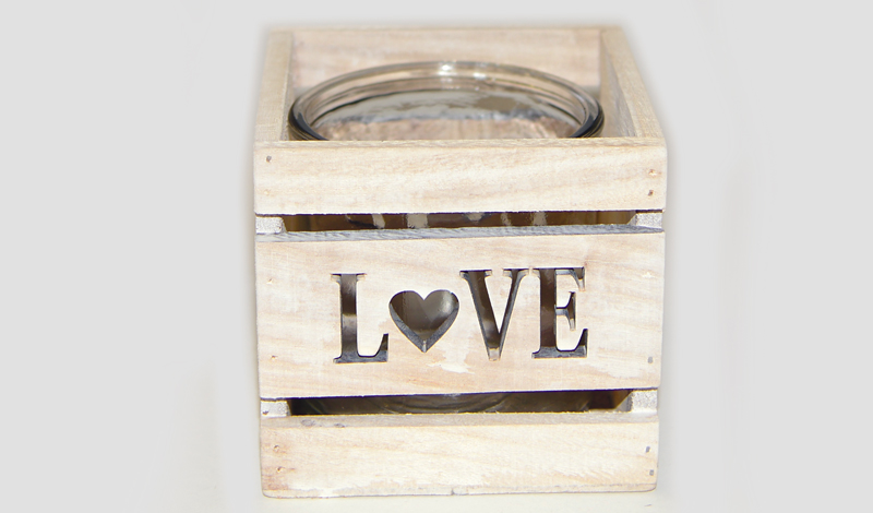 ΞΥΛΙΝΟ ΤΕΤΡΑΓΩΝΟ ΚΗΡΟΠΗΓΙΟ LOVE ΜΕ ΓΥΑΛΑ 12cm x 12cm x 11cm 0619012