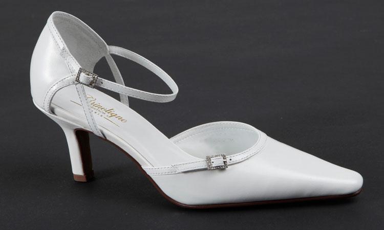 Νυφικό Παπούτσι (moment)