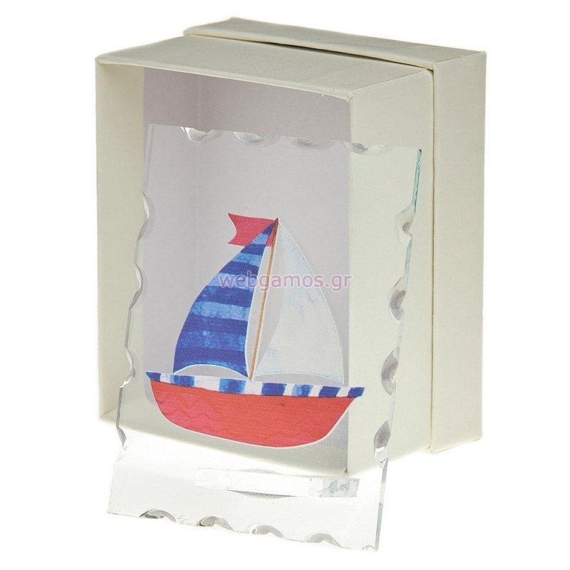 ΚΑΡΑΒΙ ΣΕ ΓΥΑΛΙΝΗ ΒΑΣΗ Κ761