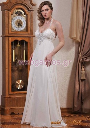 Νυφικό Σιφόν με λεπτομέρεια swarovski στο μπούστο (0159)